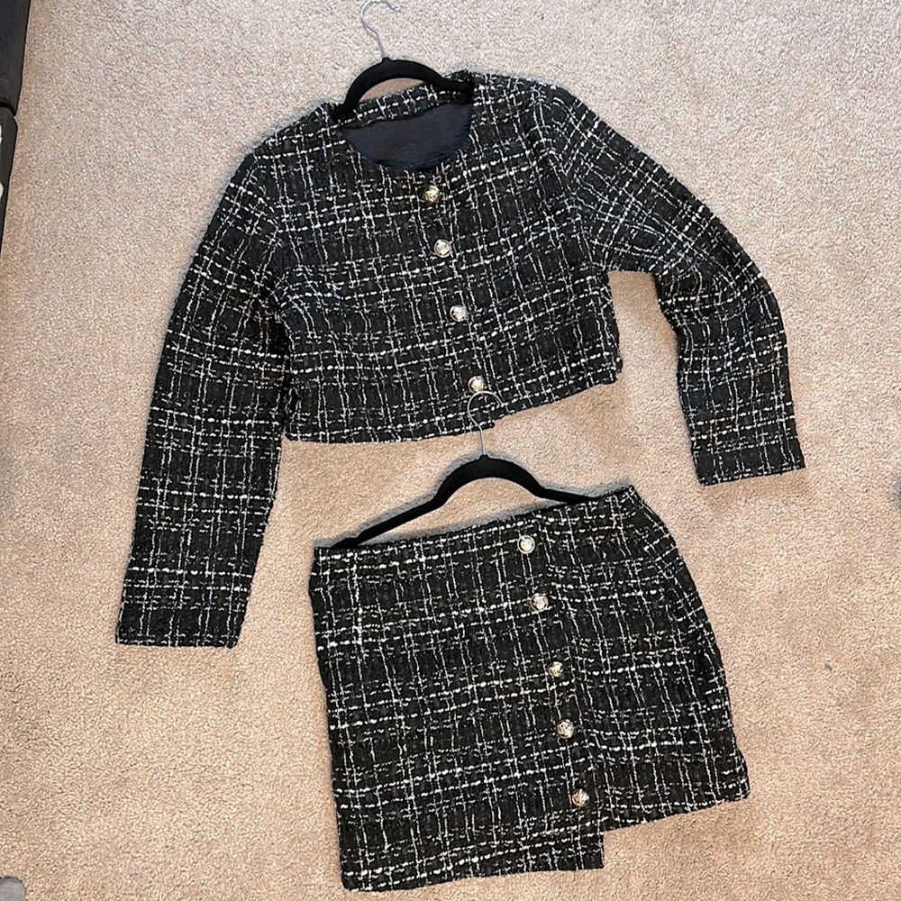 Cute Mini Skirt & Jacket Set